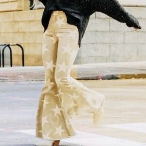 *NWT* Altar'd State Star Struck Bell Bottom Jeans in Oatmeal and White